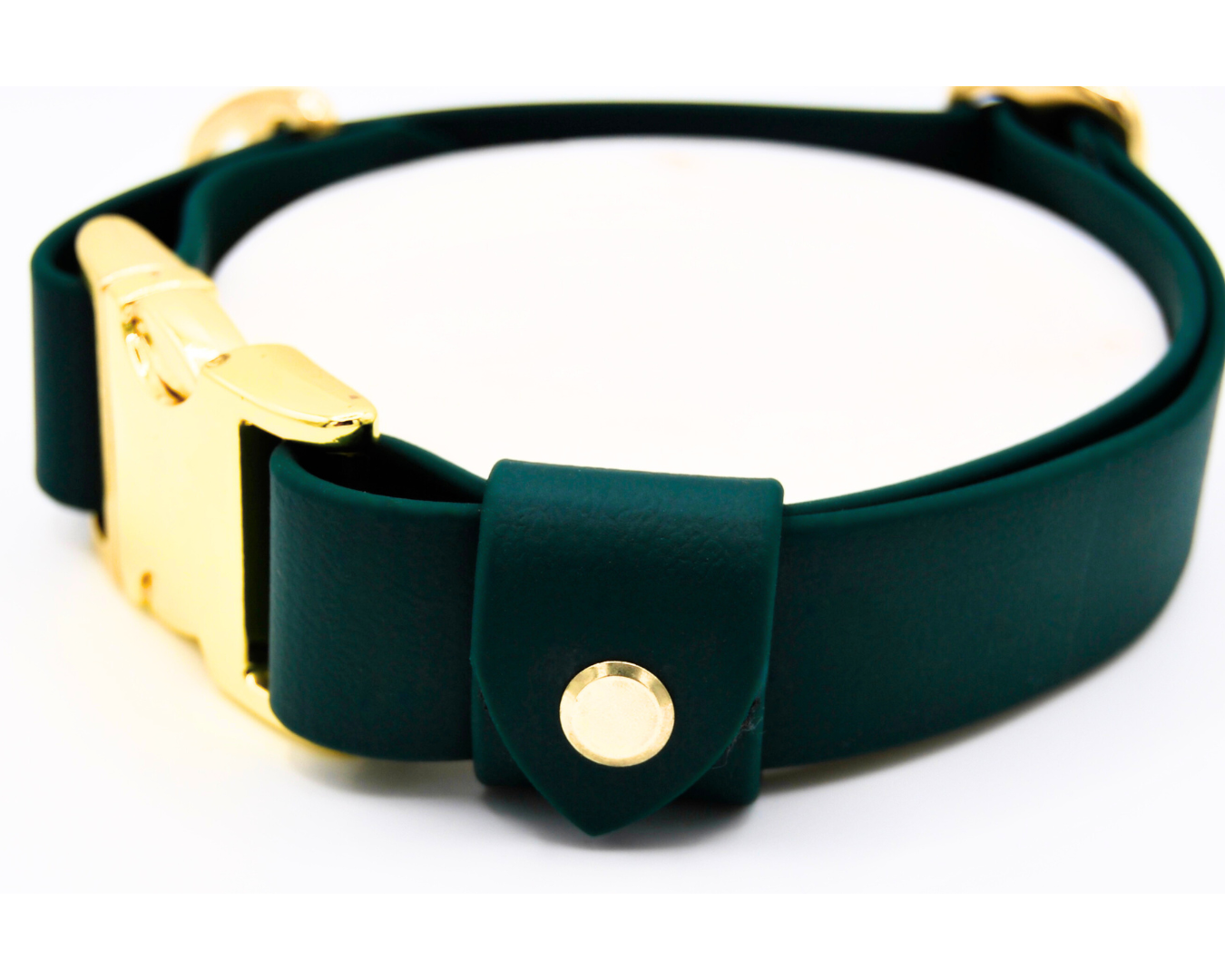 The Green Huntsman Collar